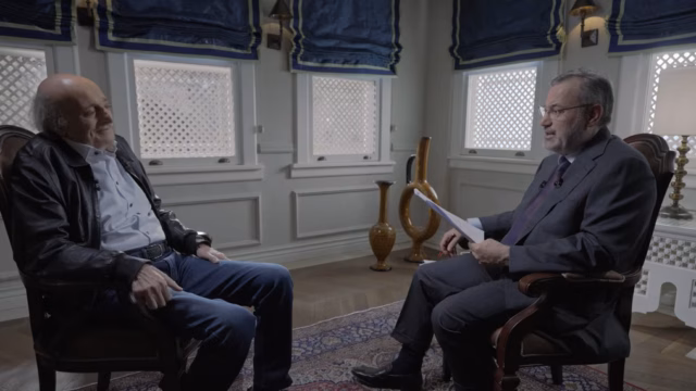أحمد منصور ووليد جنبلاط